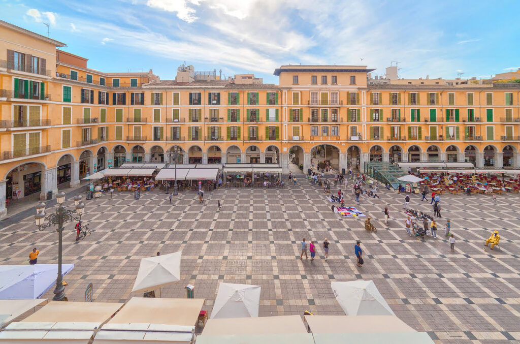 Plaza Mayor y sus terrazas