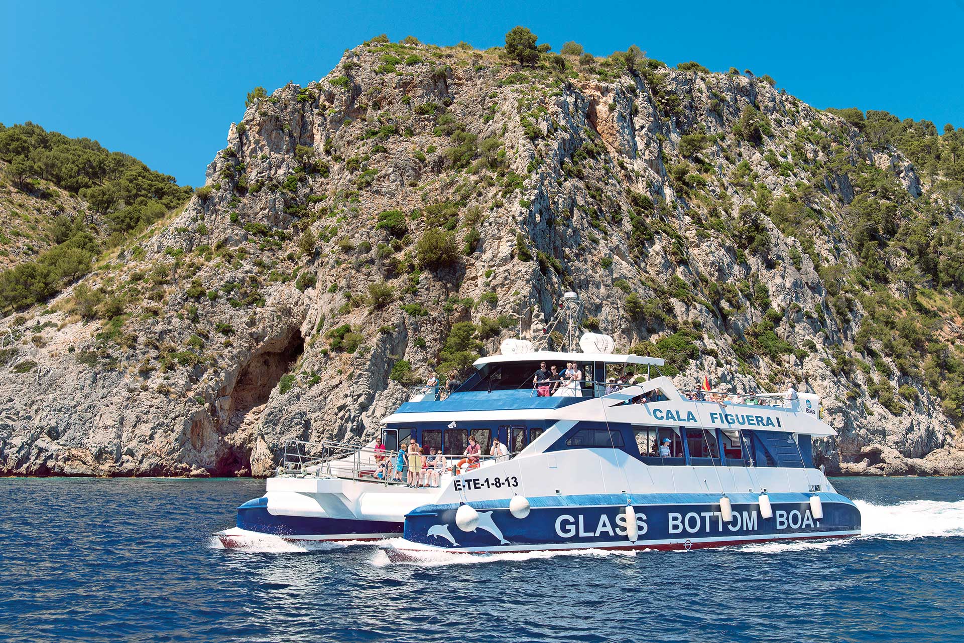 Ruta en barco por la costa de Palma